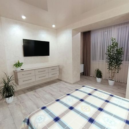 Ferienwohnung 2К Шикарний Люкс! Khmelʼnytsʼkyy Exterior foto