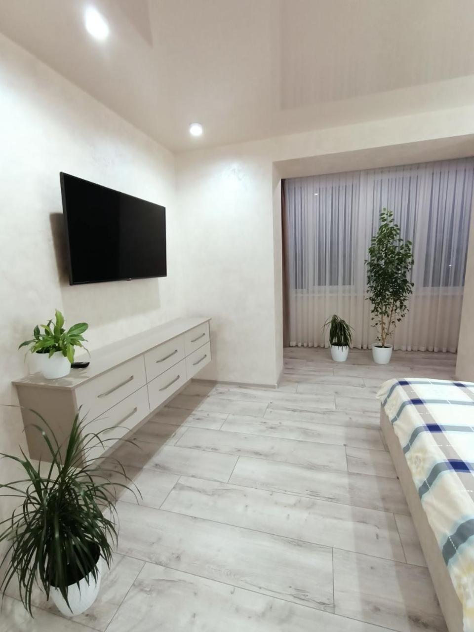 Ferienwohnung 2К Шикарний Люкс! Khmelʼnytsʼkyy Exterior foto