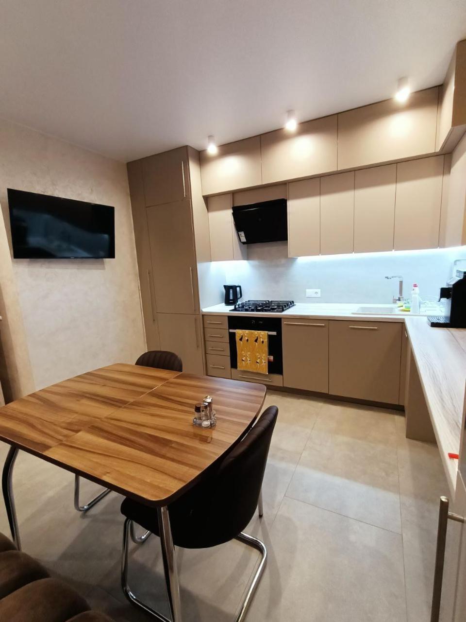 Ferienwohnung 2К Шикарний Люкс! Khmelʼnytsʼkyy Exterior foto